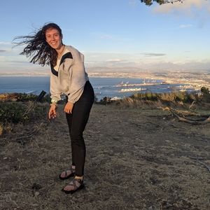 Meet your Posher, Debbie